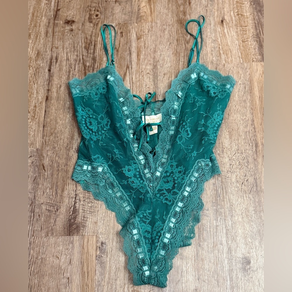 Vintage 90’s Victoria’s Secret Gold Label Teddy - Picture 2 of 9